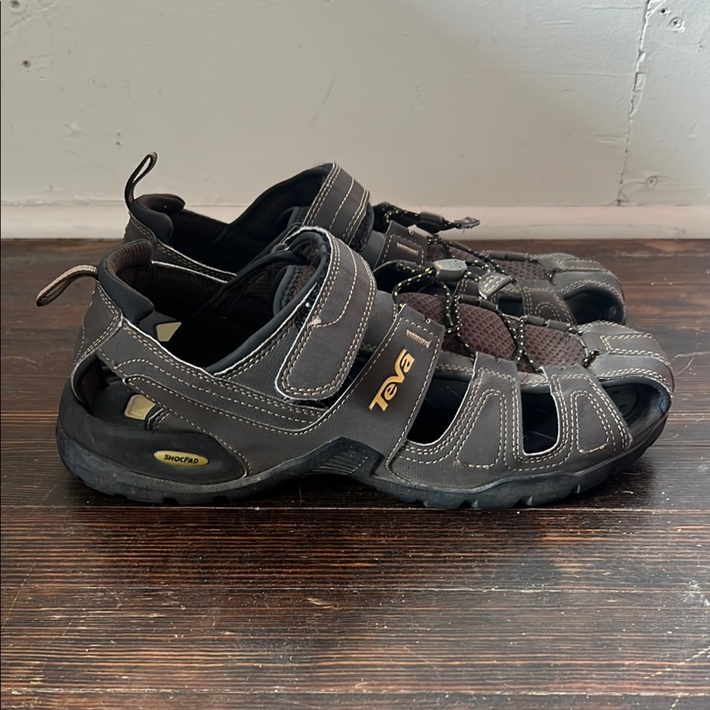 Teva Forebay Hiking Sandals EUC Mens 12
